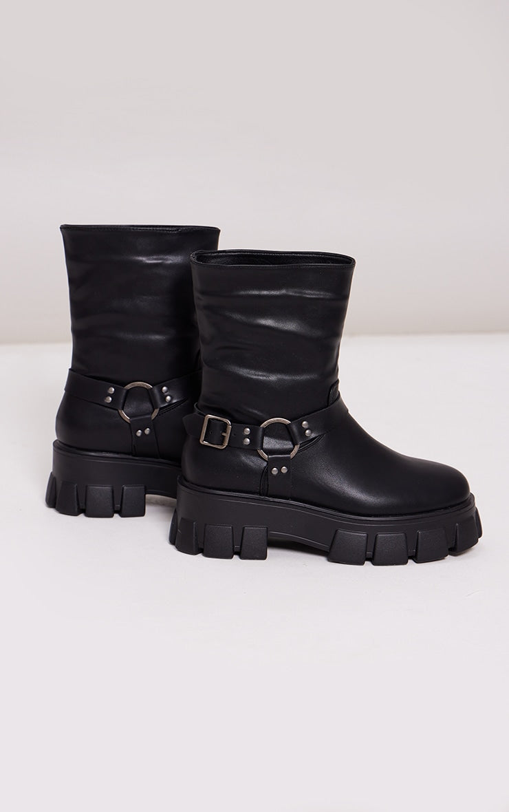 Kenike black chunky ankle boots cleated sole detail