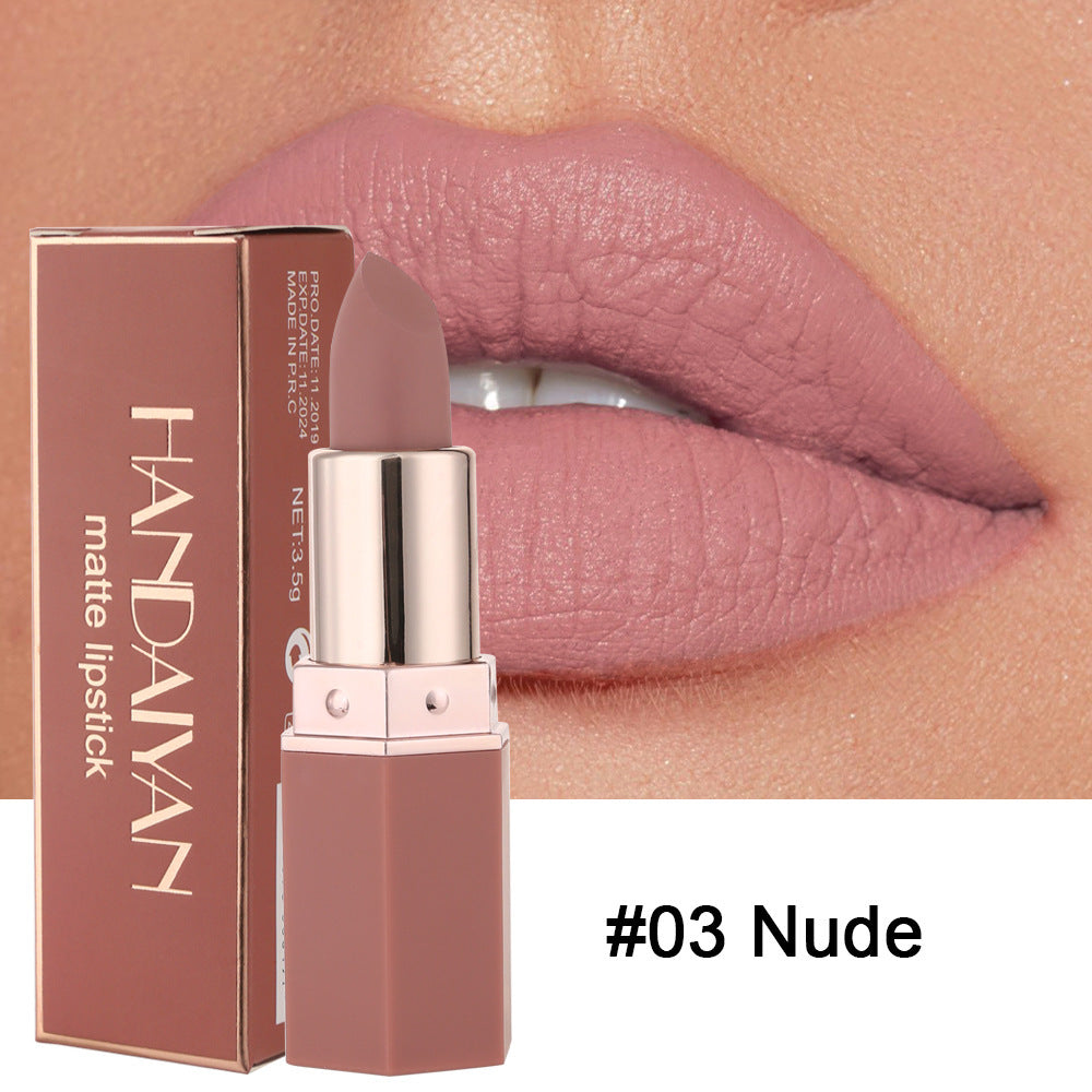 Non-stick cup matte lipstick shade option