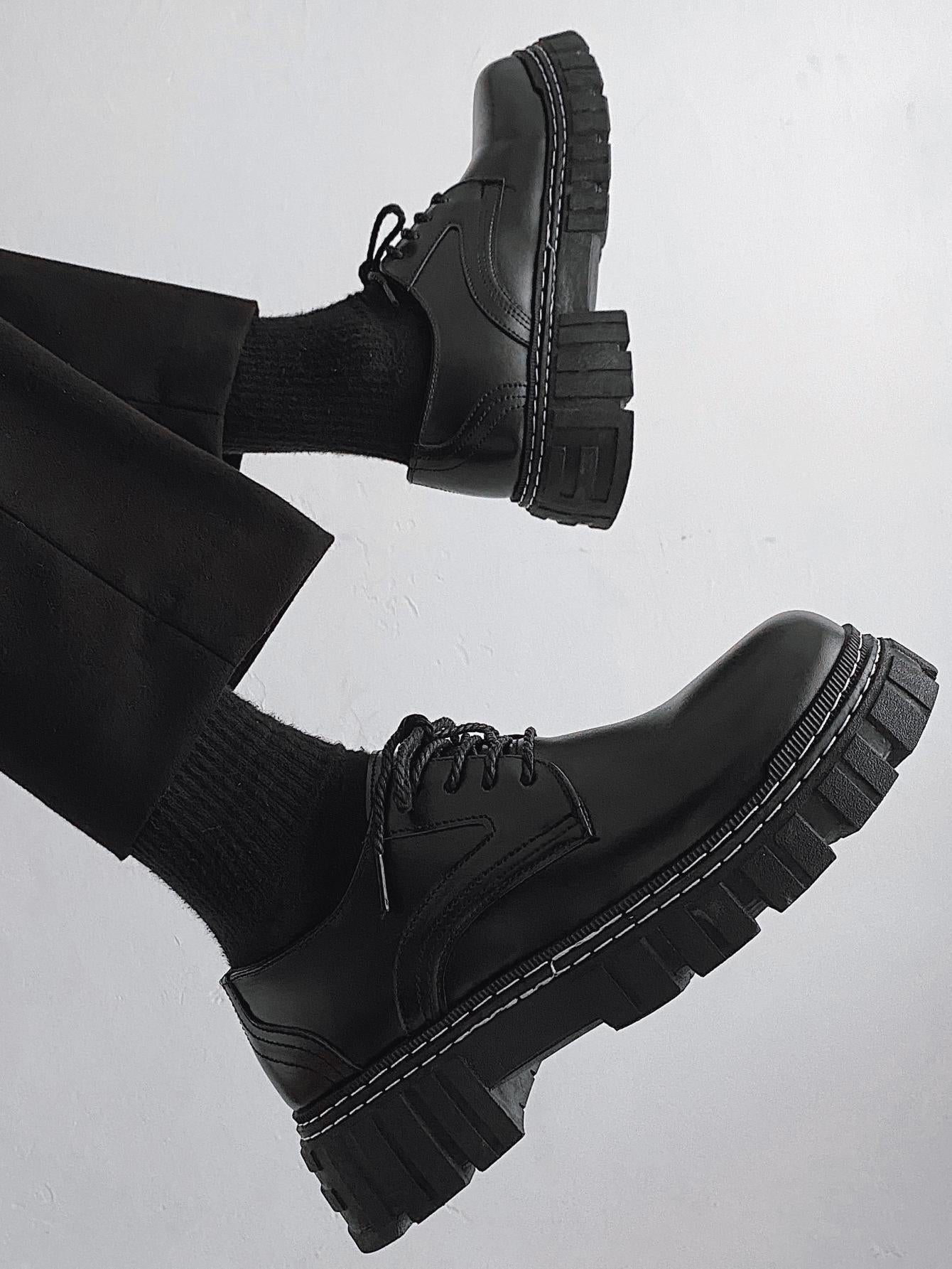 Kenike men's black PU leather lace-up dress shoes front view