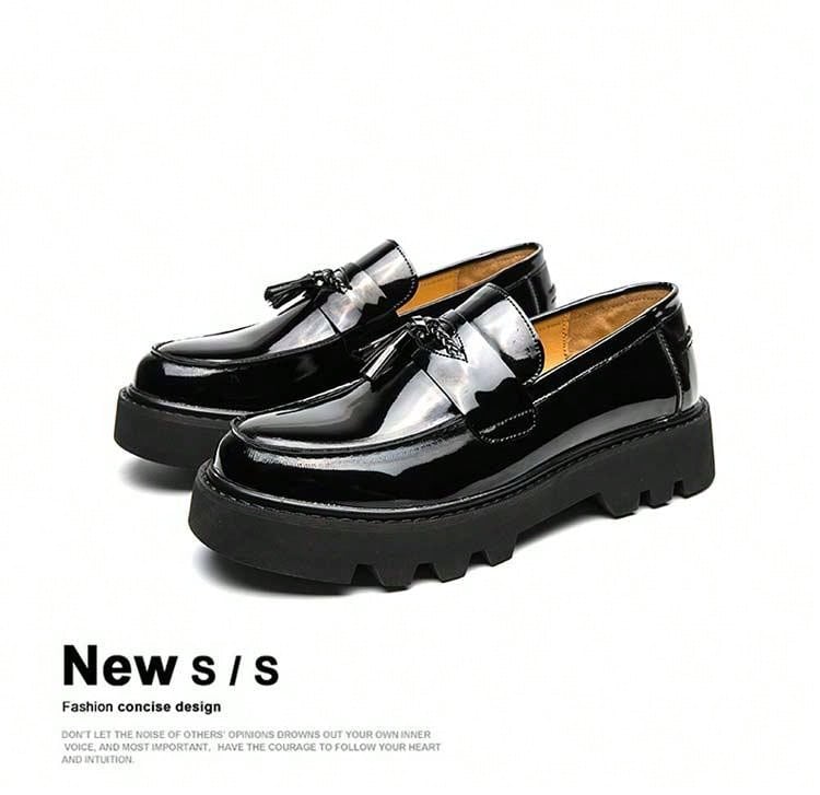 Kenike black PU dress shoes sole close-up