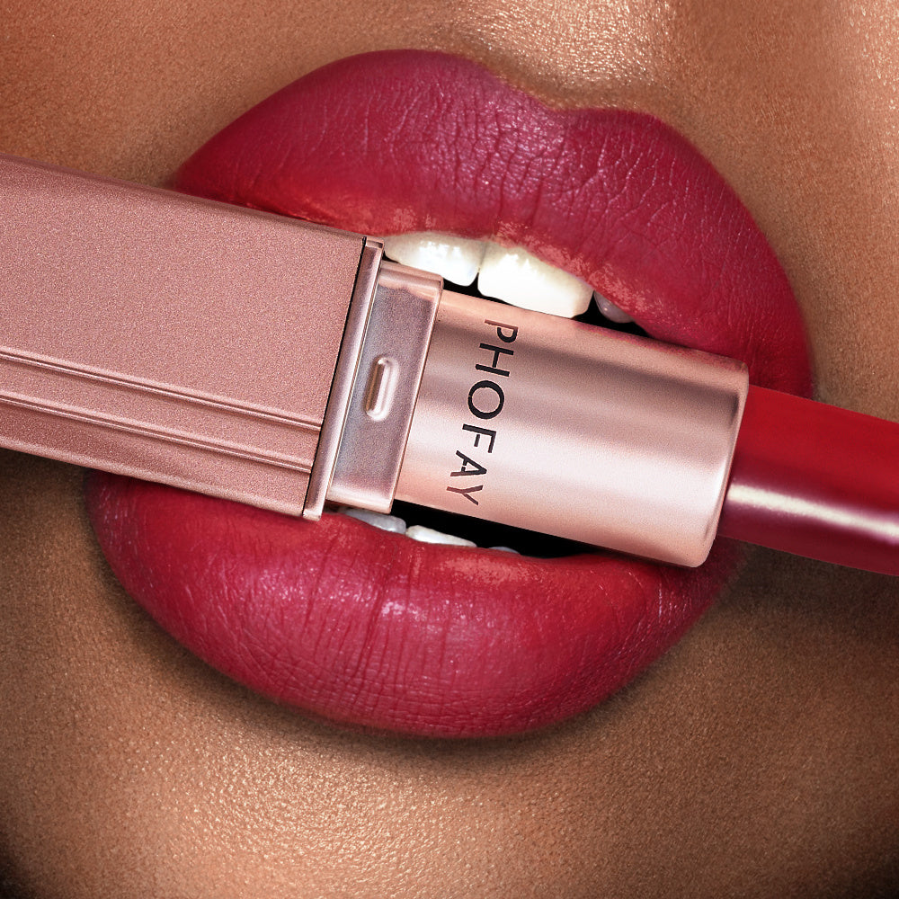 PHOFAY velvety matte lipstick product close-up