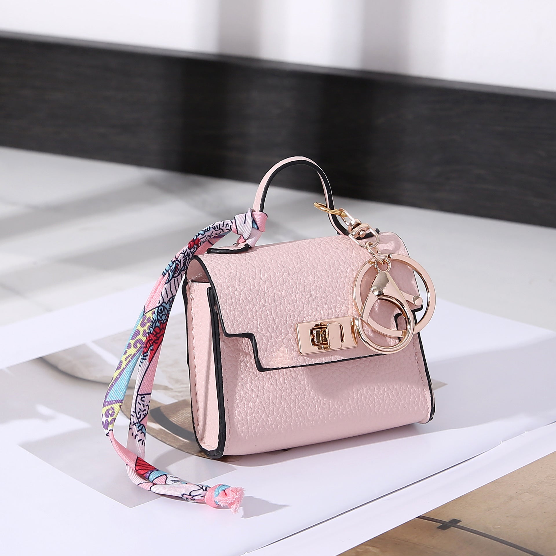 Kenike Kelly bag pink mini pendant light luxury bag variant