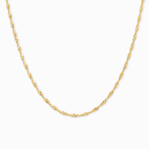 Twisted chain necklace in 18k gold vermeil on white background