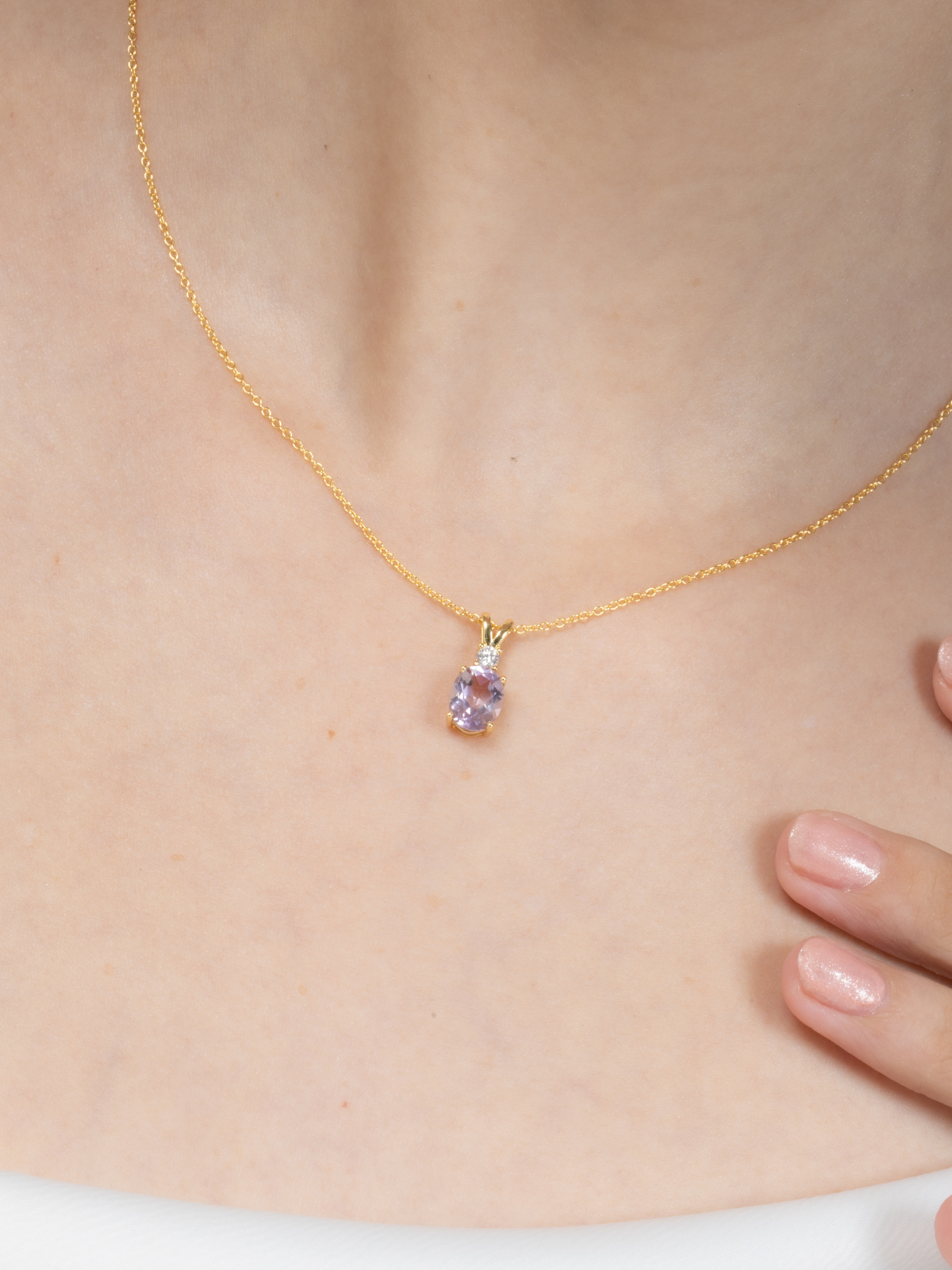 Lavender amethyst necklace in 18k gold vermeil styled product image