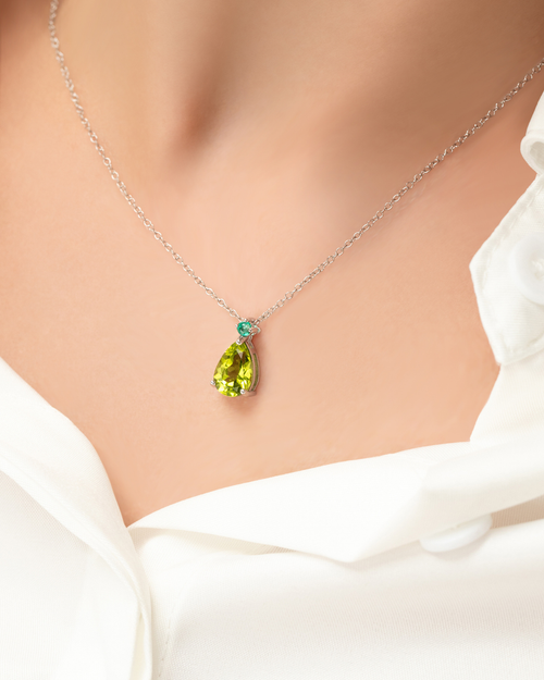 Vianne Jewellery pear cut peridot and emerald pendant necklace in sterling silver product view