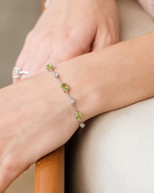 Peridot bracelet in sterling silver model image