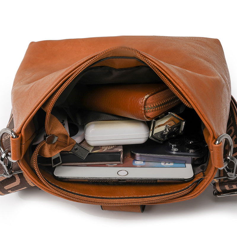 Kenike retro bucket bag strap and drawstring detail