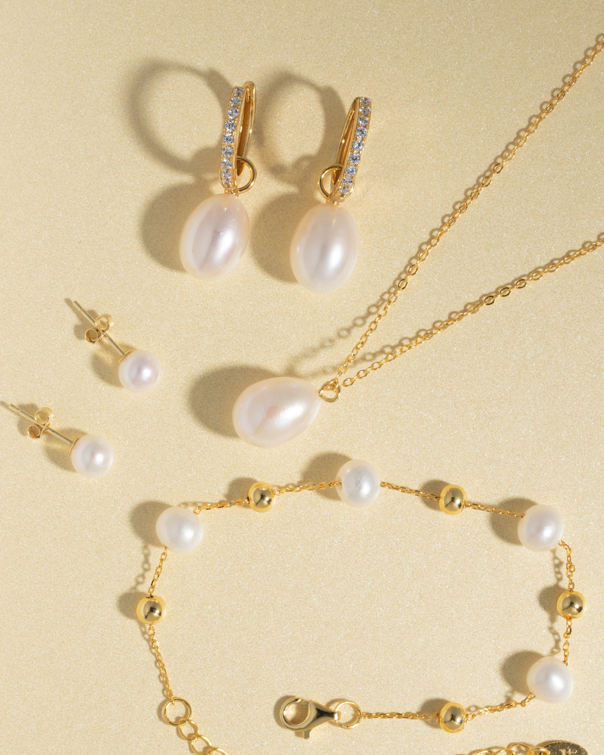 Pearl Bracelet in 18k Gold Vermeil