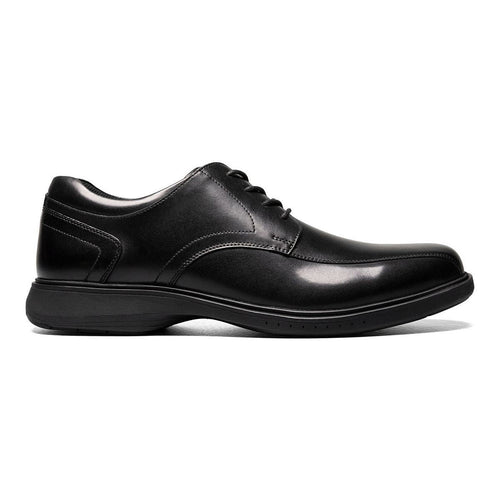Nunn Bush Kore Pro black leather Oxford shoes angled view