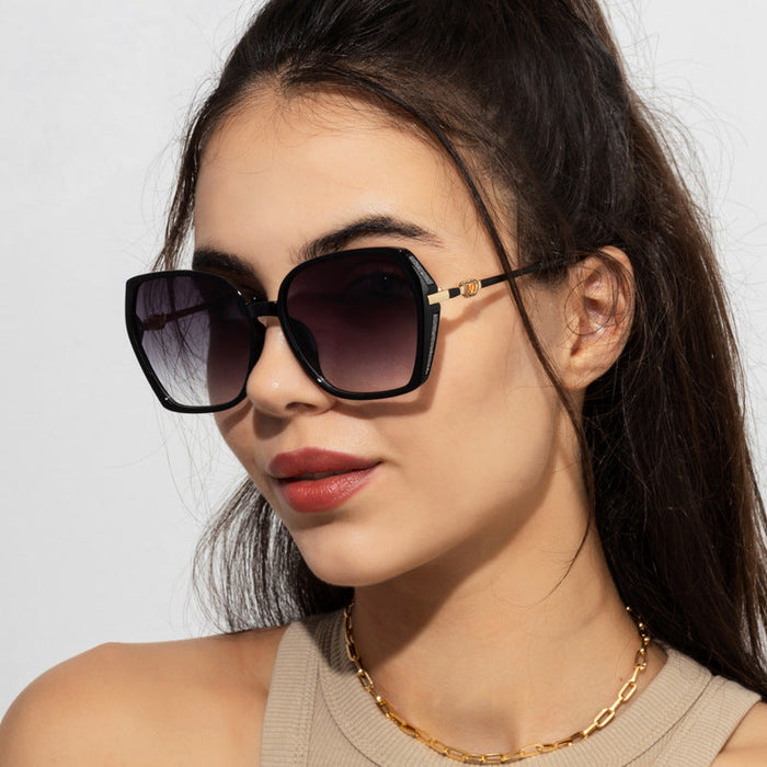 Women's UV Resistant Large Frame Sunglasses