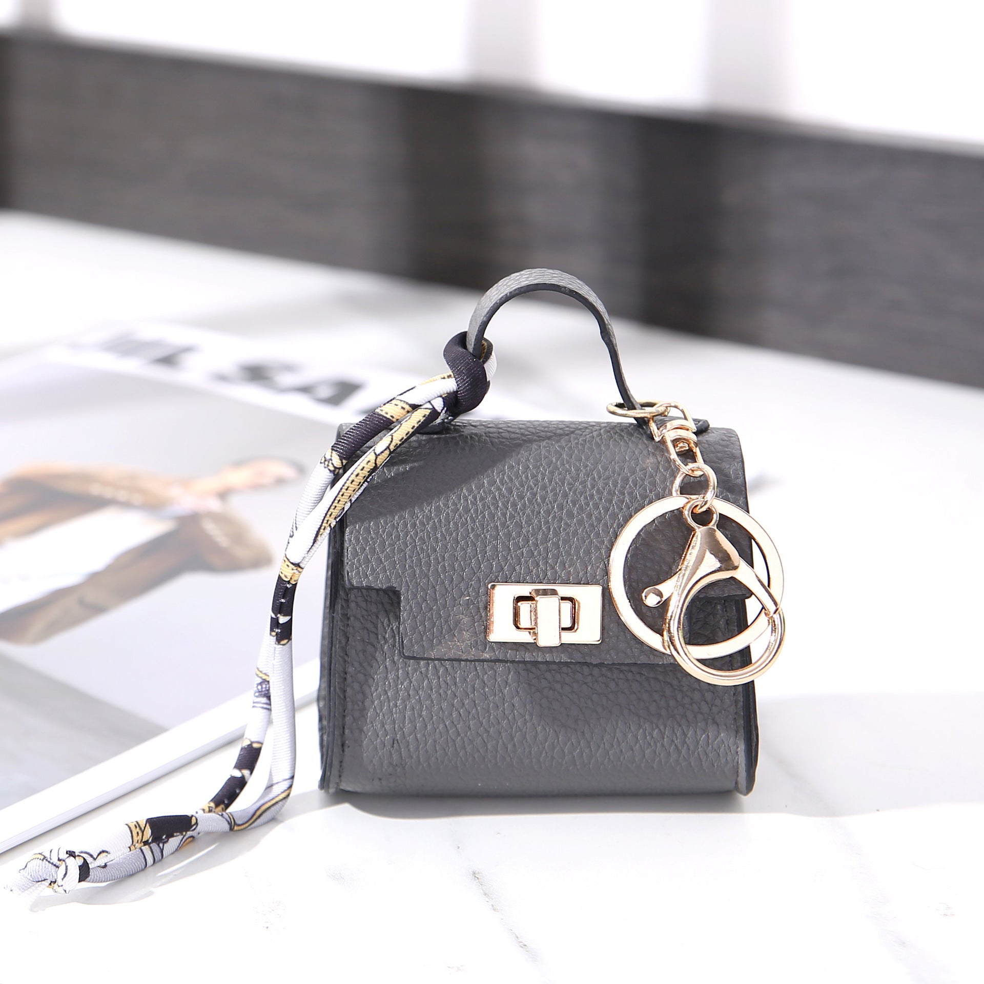 Kenike Kelly bag gray mini pendant light luxury bag variant