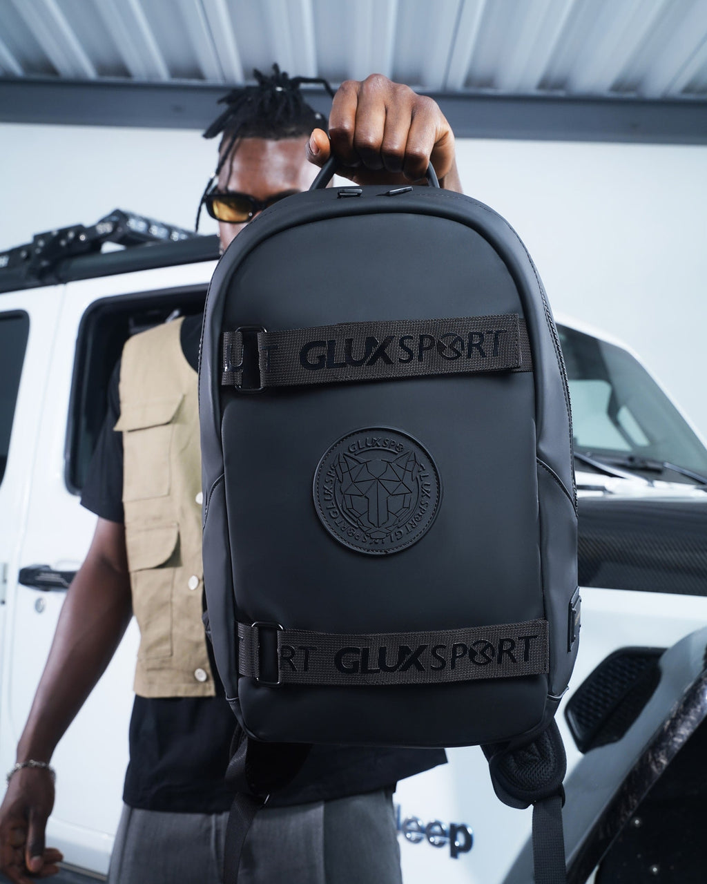 Glux men's portable computer backpack black front view
