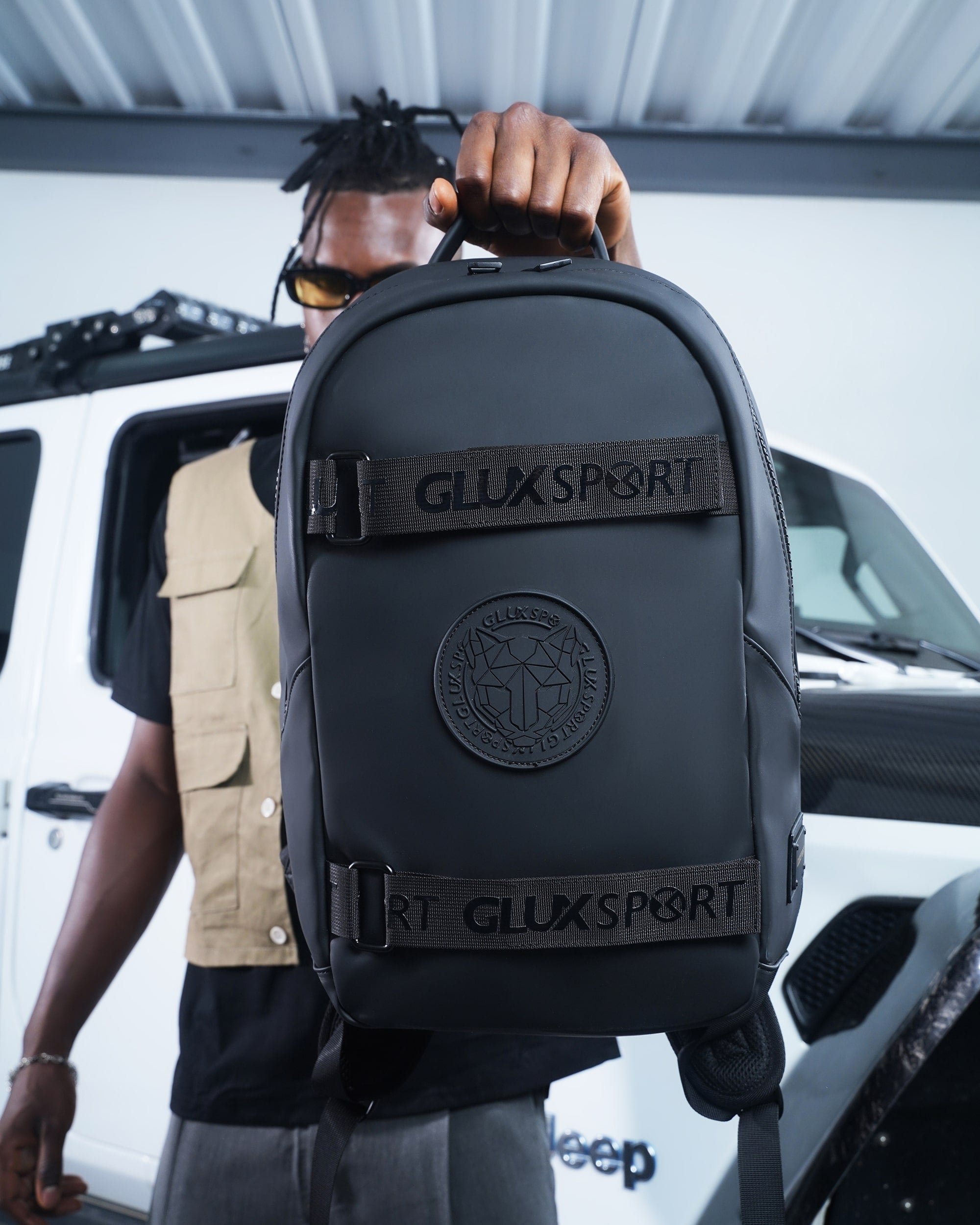 Glux men's portable computer backpack black front view
