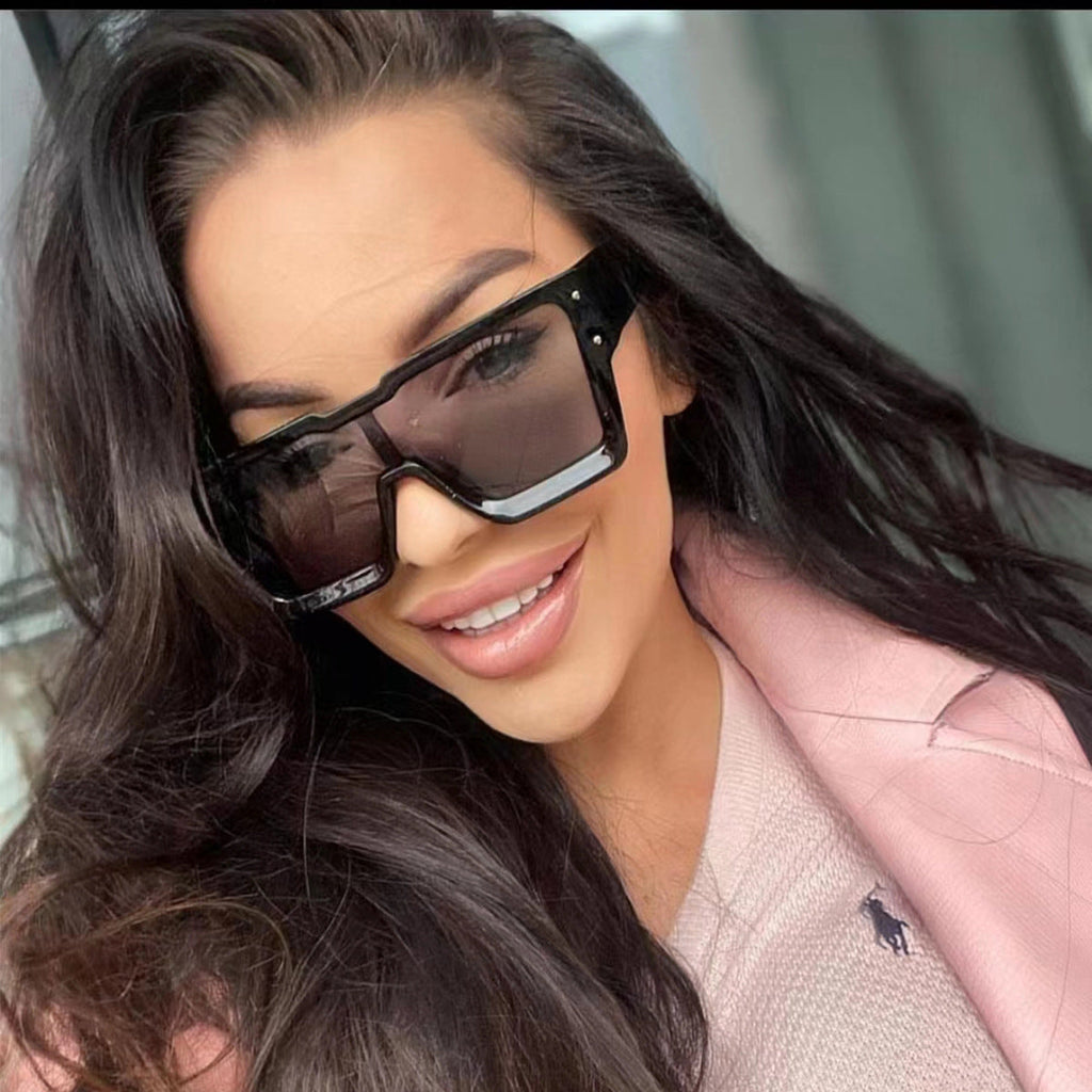 Kenike one-piece lens sports sunglasses close-up detail