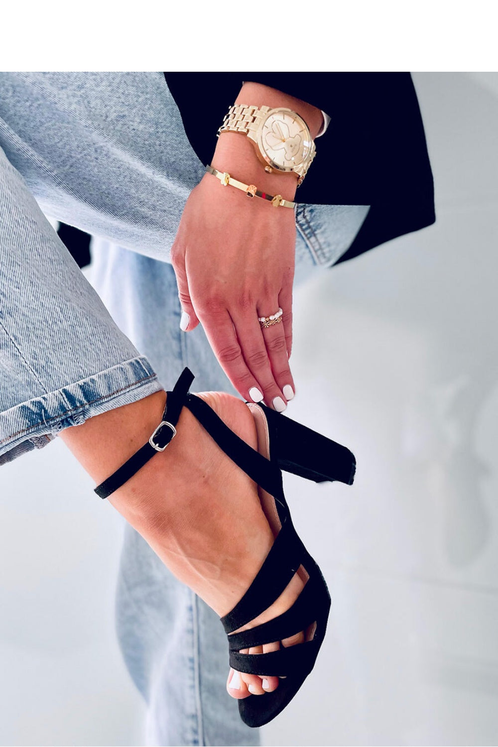 Inello model 166912 black heeled sandals side profile