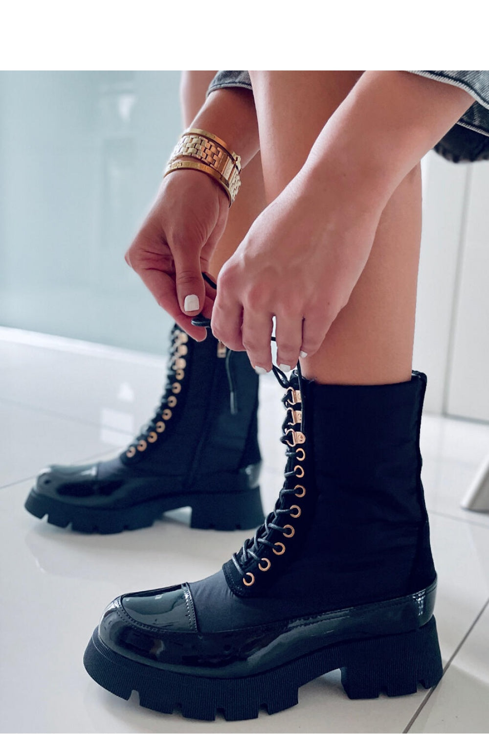 Inello model 171597 black lace-up shoes side profile
