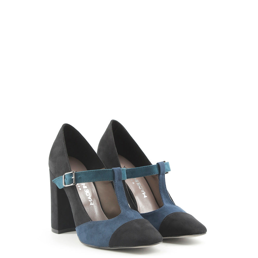 Made in Italia Giorgia black court heel toe detail
