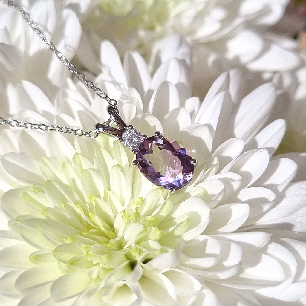 Oval cut amethyst necklace in sterling silver detail image