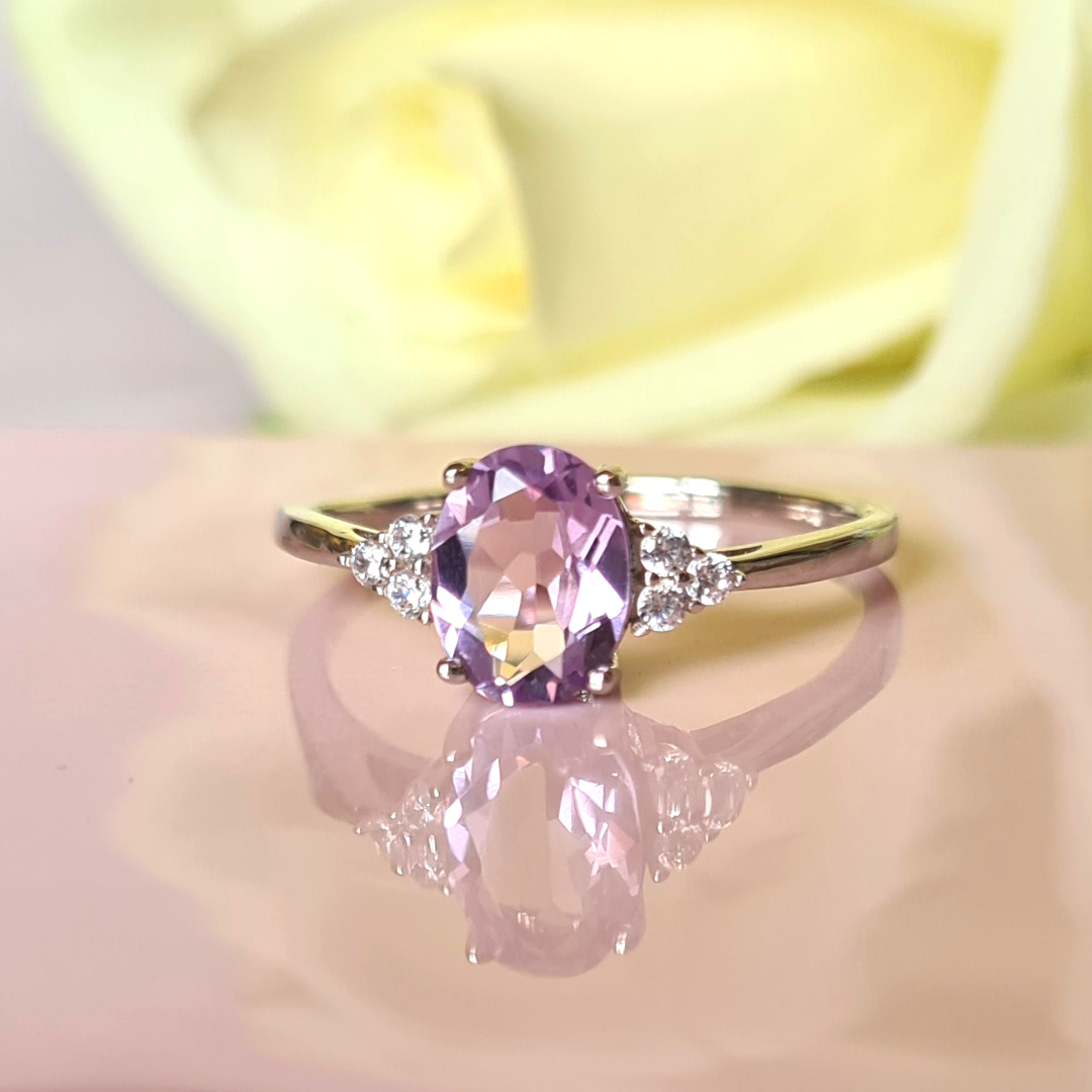 Lavender amethyst ring close up detail image