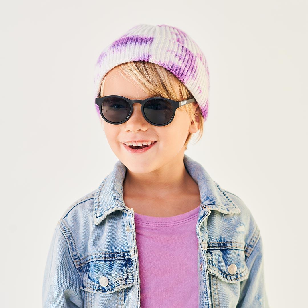 Babiators Original Keyhole Jet Black sunglasses child lifestyle image