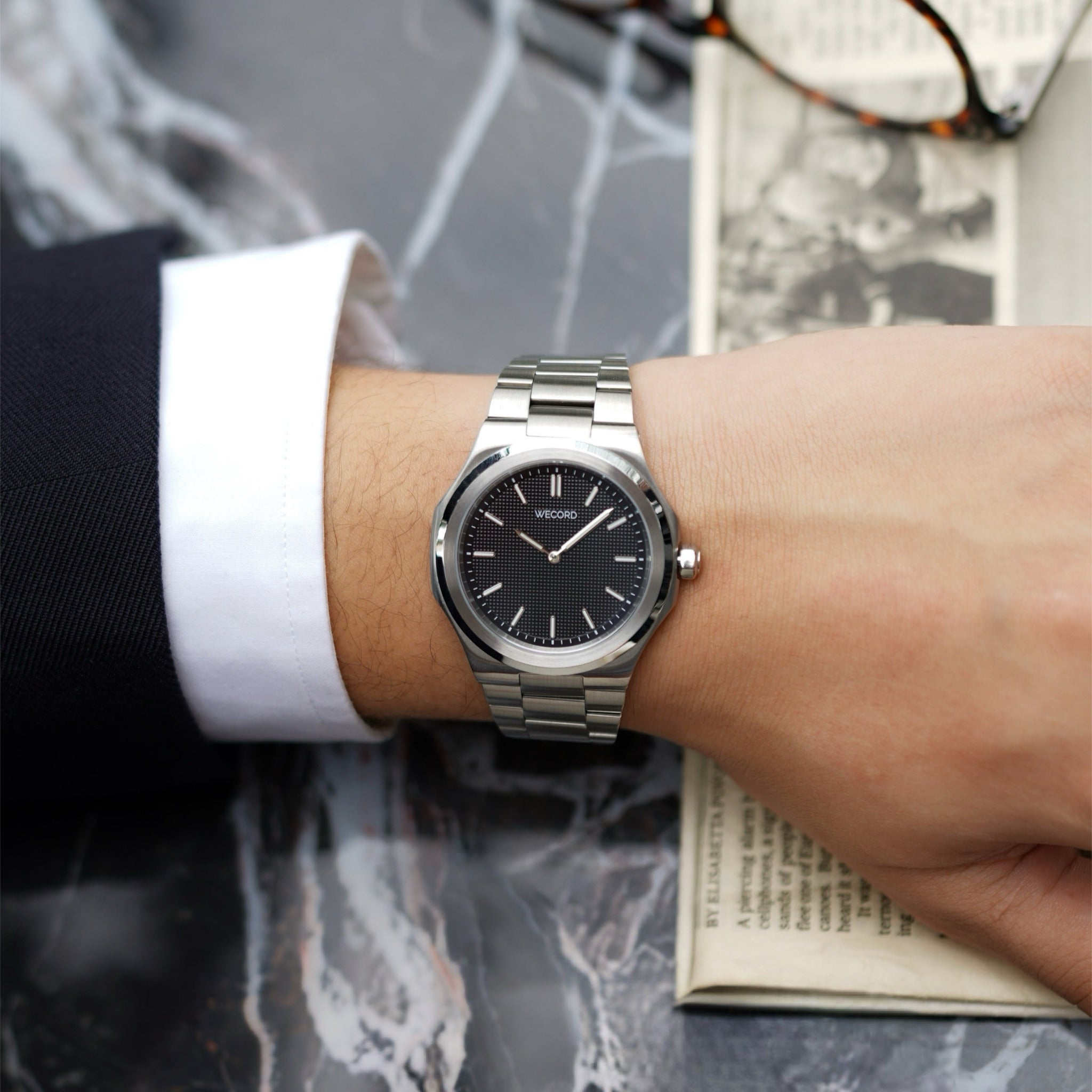 Wecord London Oliver Large watch in Black close-up image