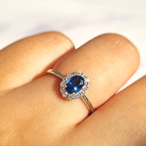 Blue sapphire ring in sterling silver product image