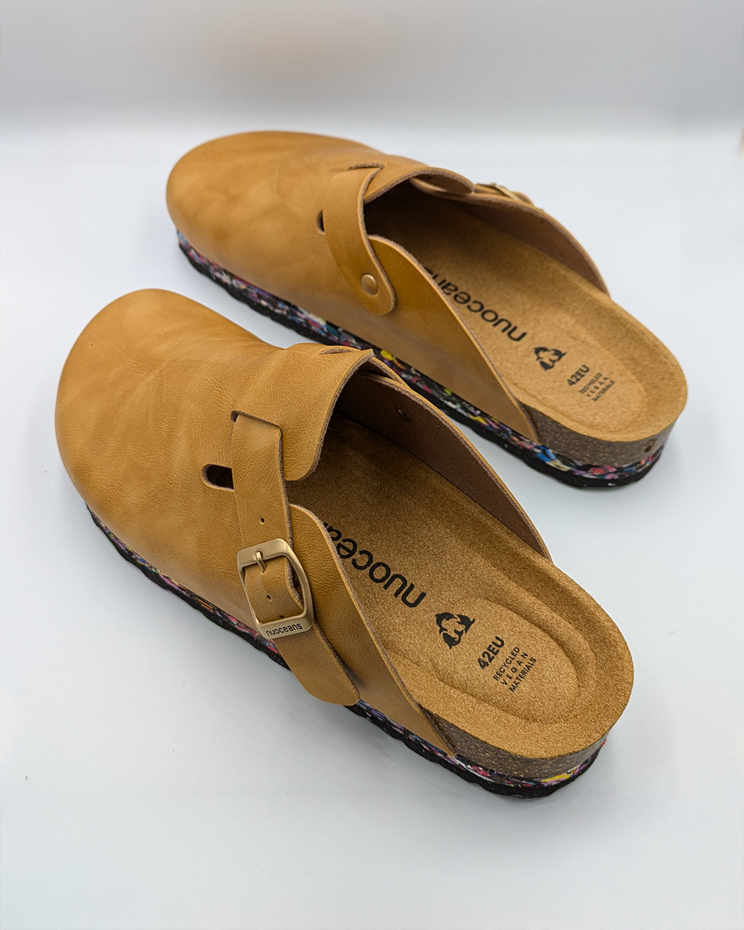 Nuoceans AMBER recycled vegan leather clog angled product image
