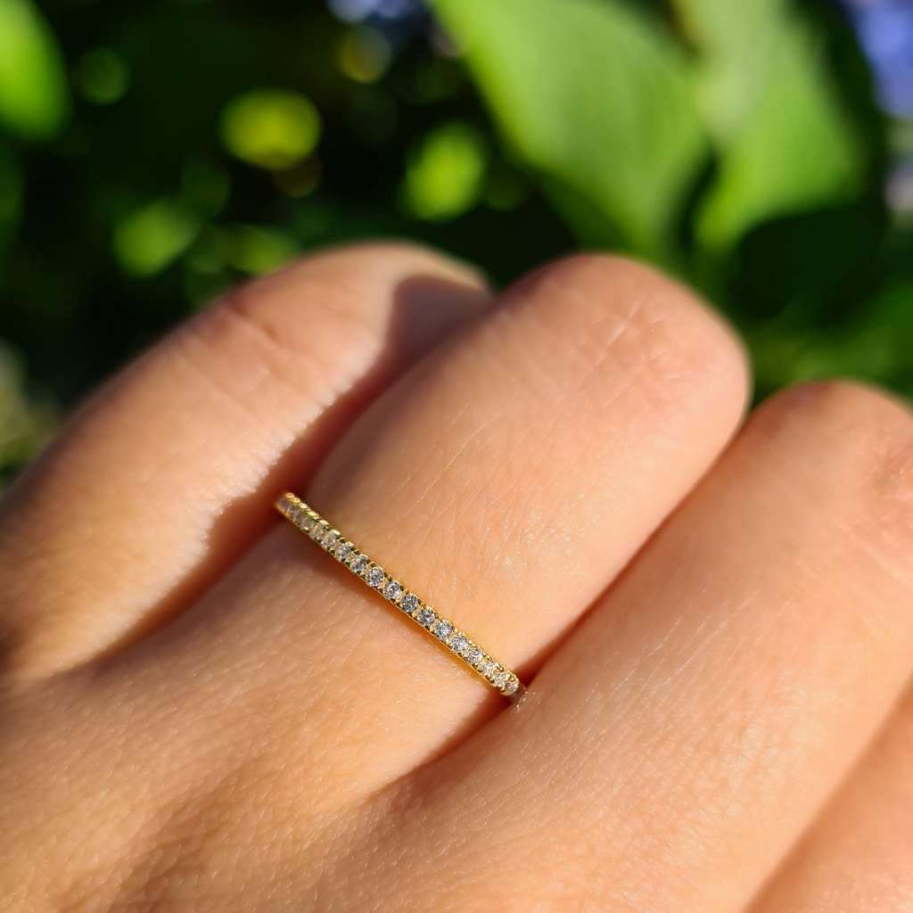 Slim full eternity ring in gold lifestyle image