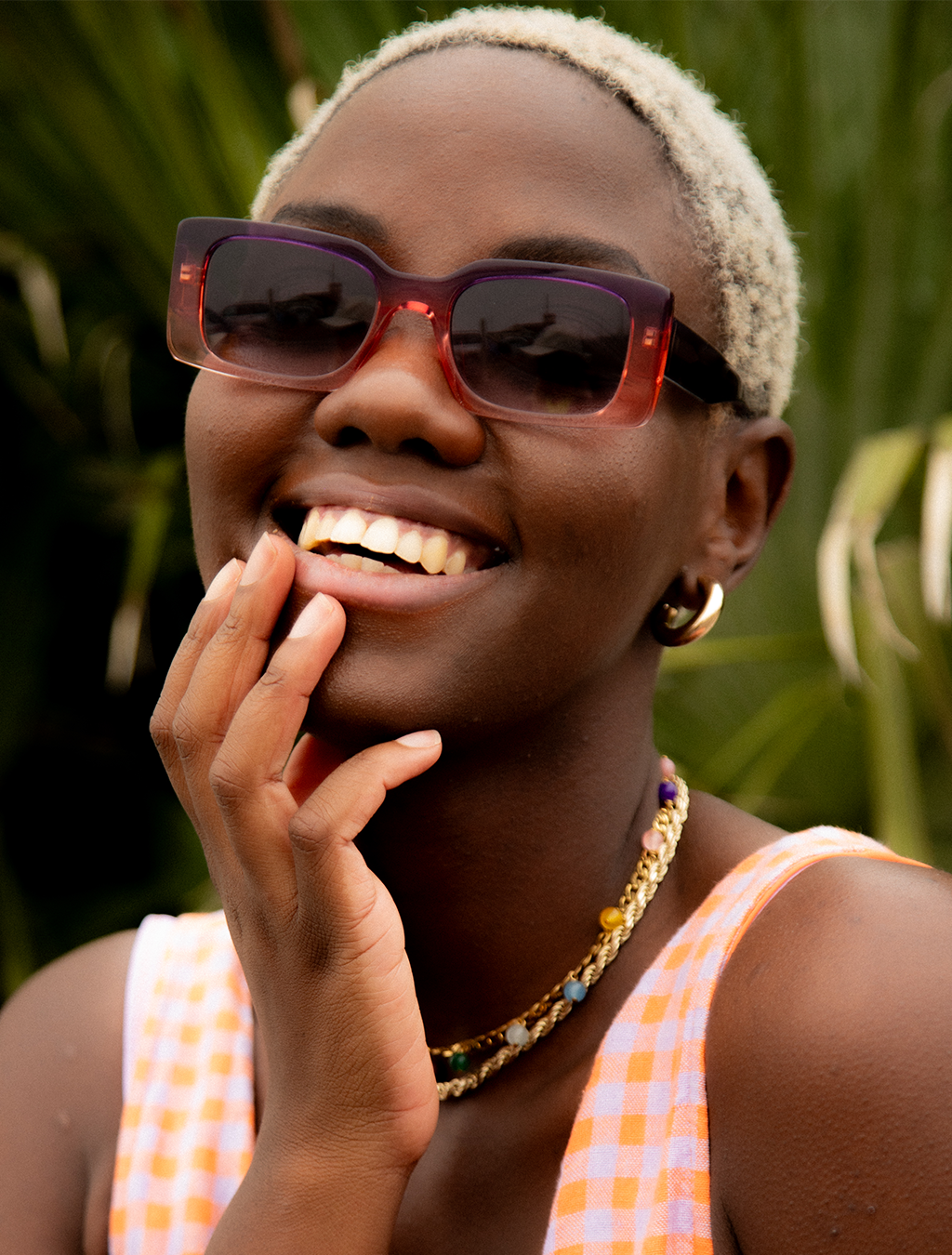 zoedepass Grace Sunset sunglasses lifestyle image