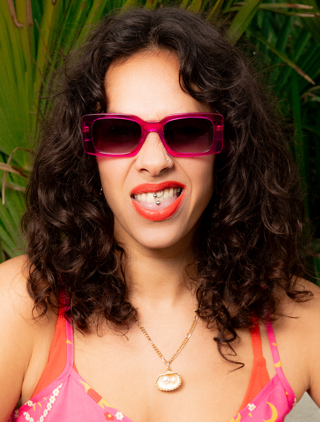 zoedepass Grace Fuchsia Pink rectangular sunglasses lifestyle image