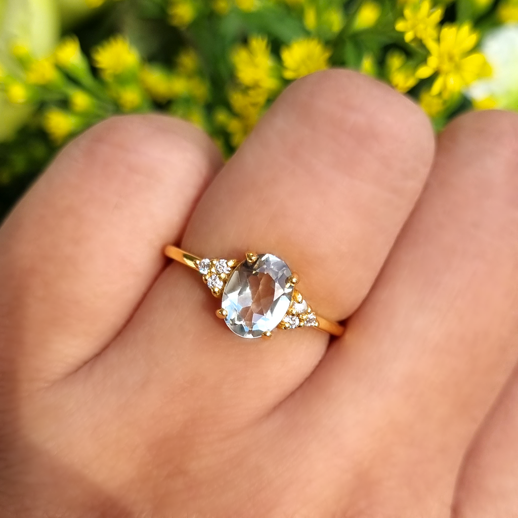 Green amethyst ring in gold vermeil on hand