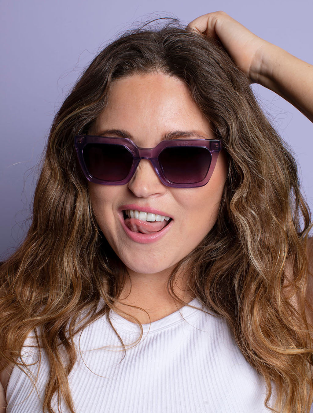 zoedepass Kate Amethyst square cat-eye sunglasses portrait detail