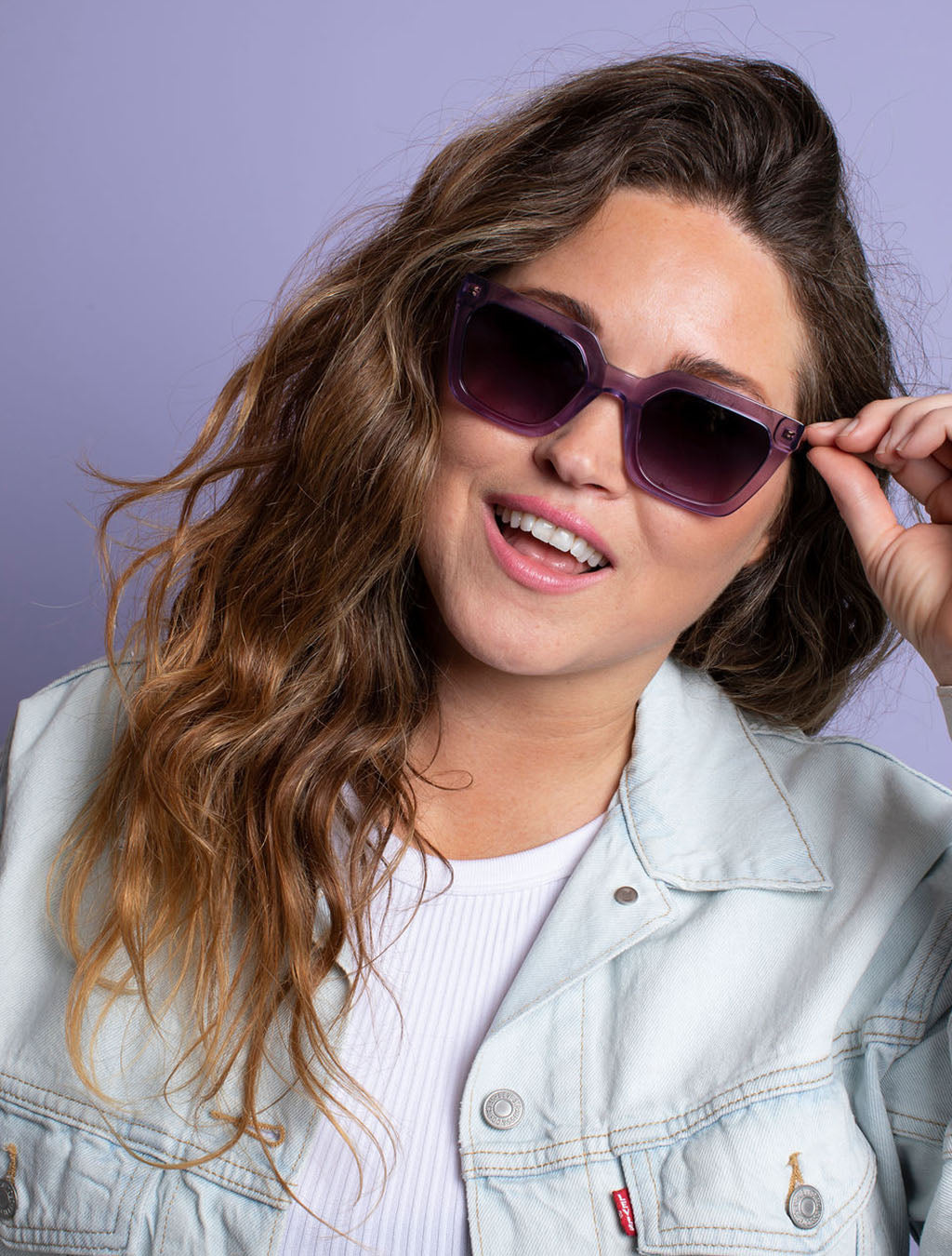 zoedepass Kate Amethyst sunglasses fashion model image