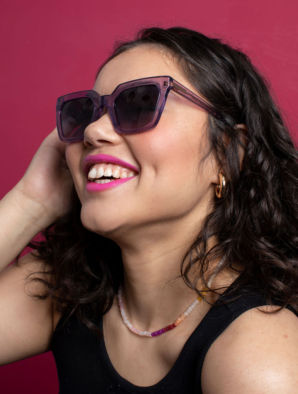 zoedepass Kate Amethyst square cat-eye sunglasses model close-up