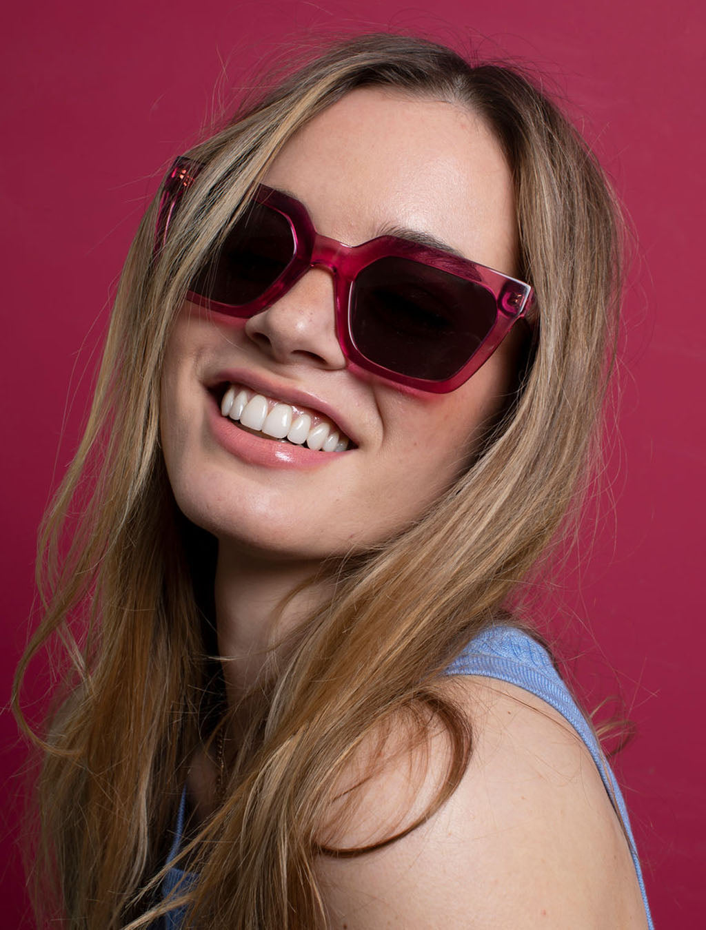 zoedepass Kate Raspberry square cat-eye sunglasses studio model image