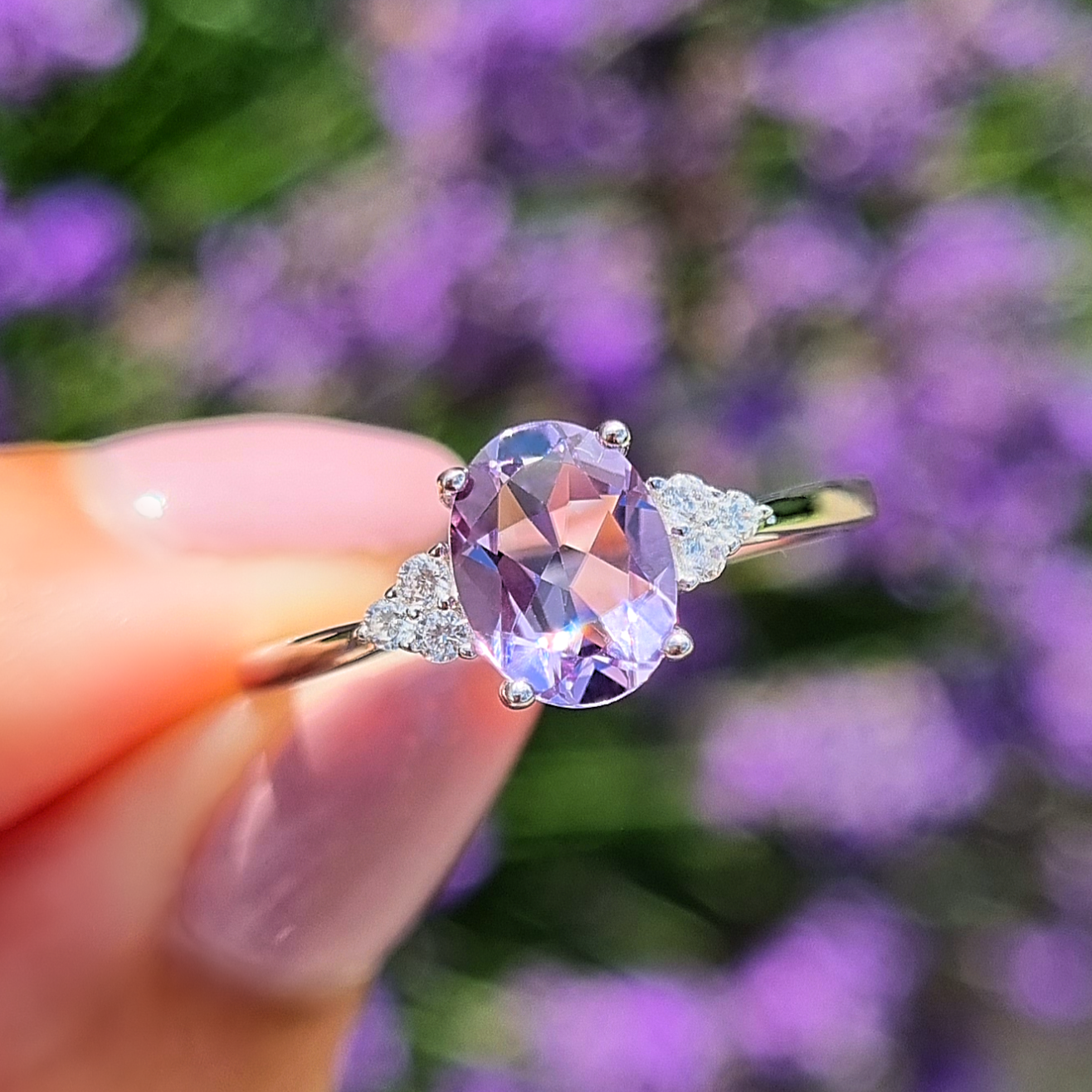 Lavender amethyst ring in sterling silver with purple flower