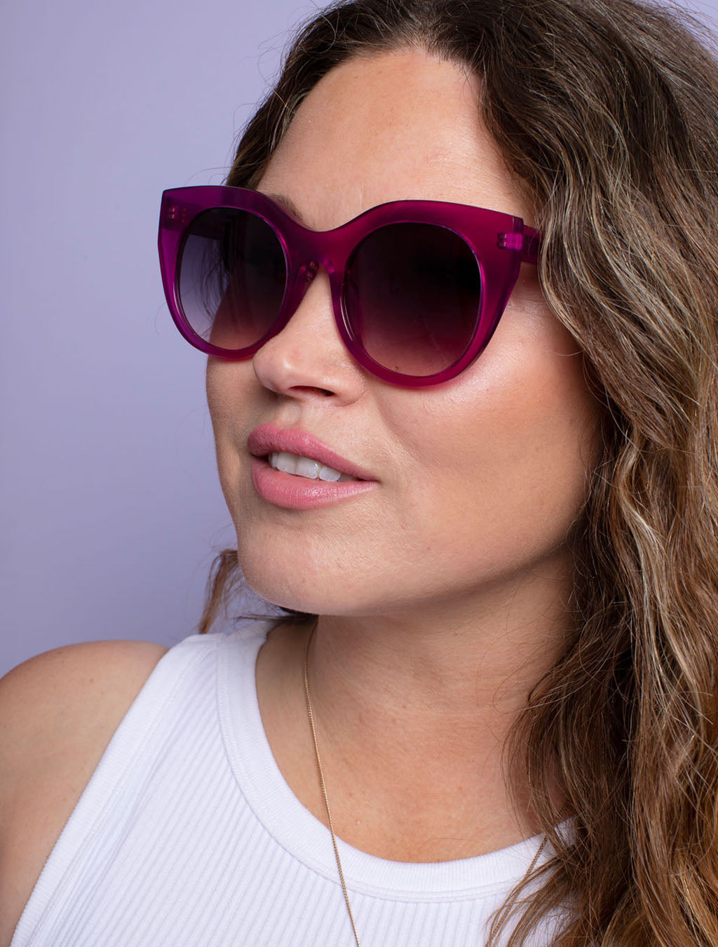 zoedepass Lily Magenta sunglasses fashion portrait image