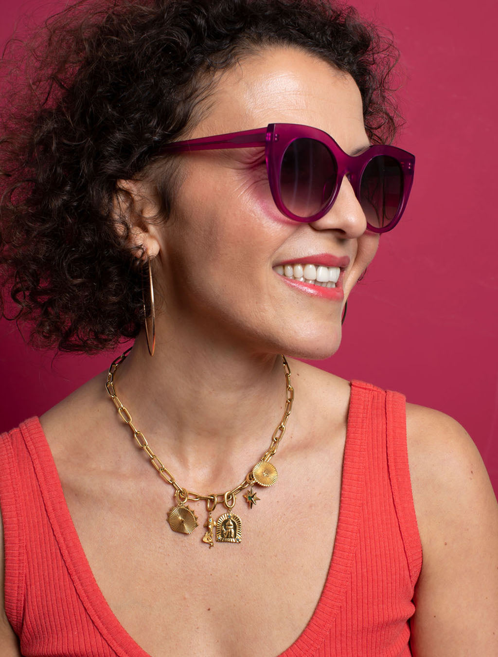 zoedepass Lily Magenta cat-eye sunglasses on model close-up