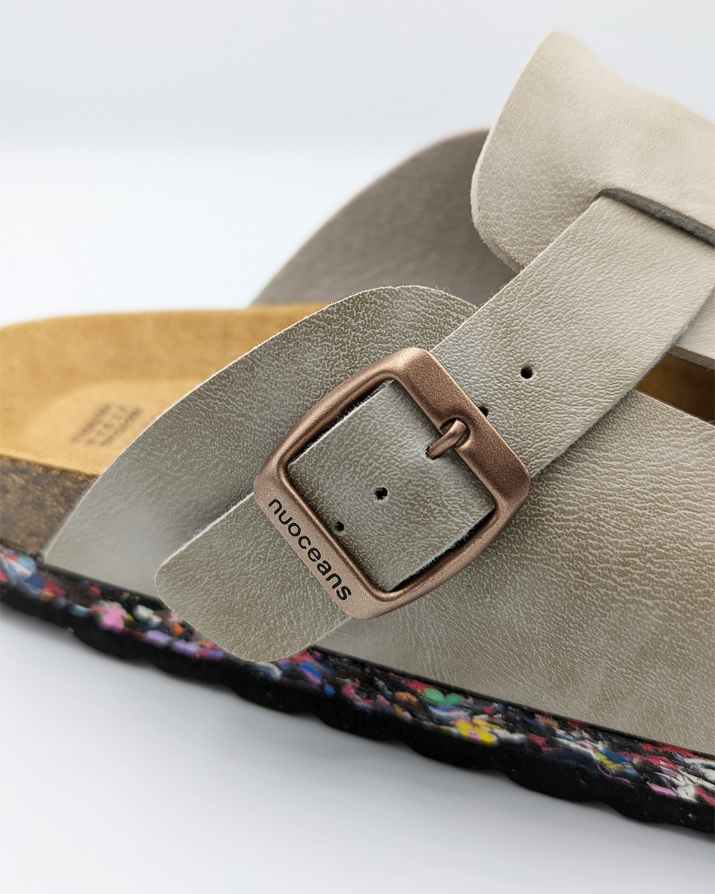 Nuoceans STONE taupe vegan leather clog side view