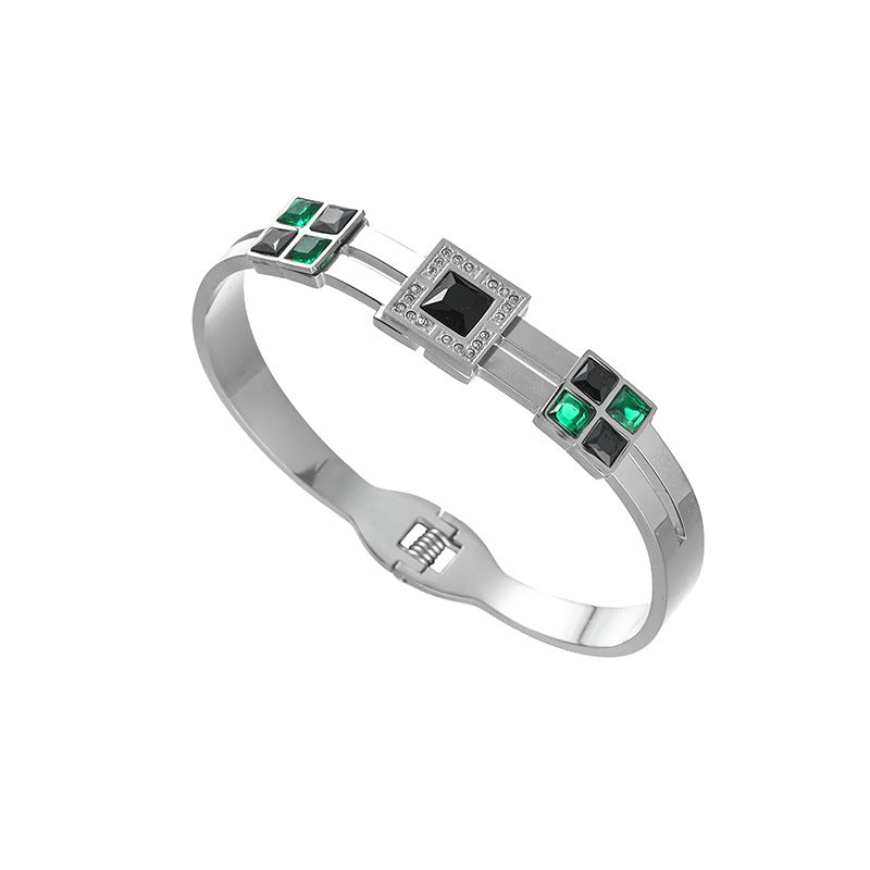 Kenike titanium steel plated bracelet final detail