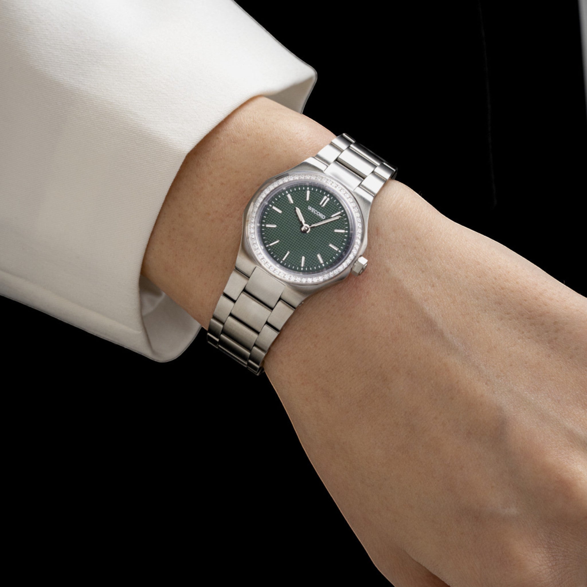 Wecord London Oliver Small Diamond watch product detail image