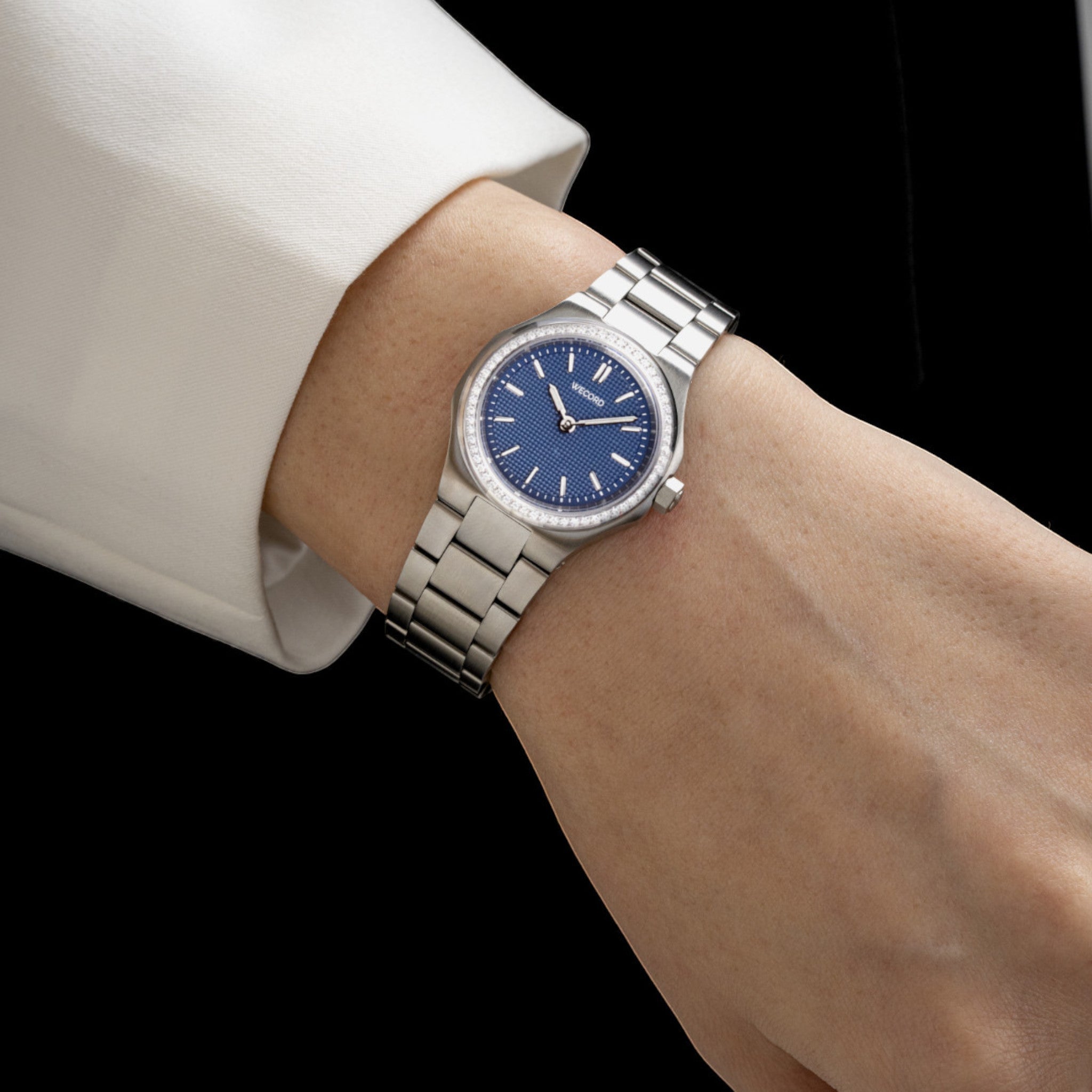 Wecord London Oliver Small Diamond watch close-up image
