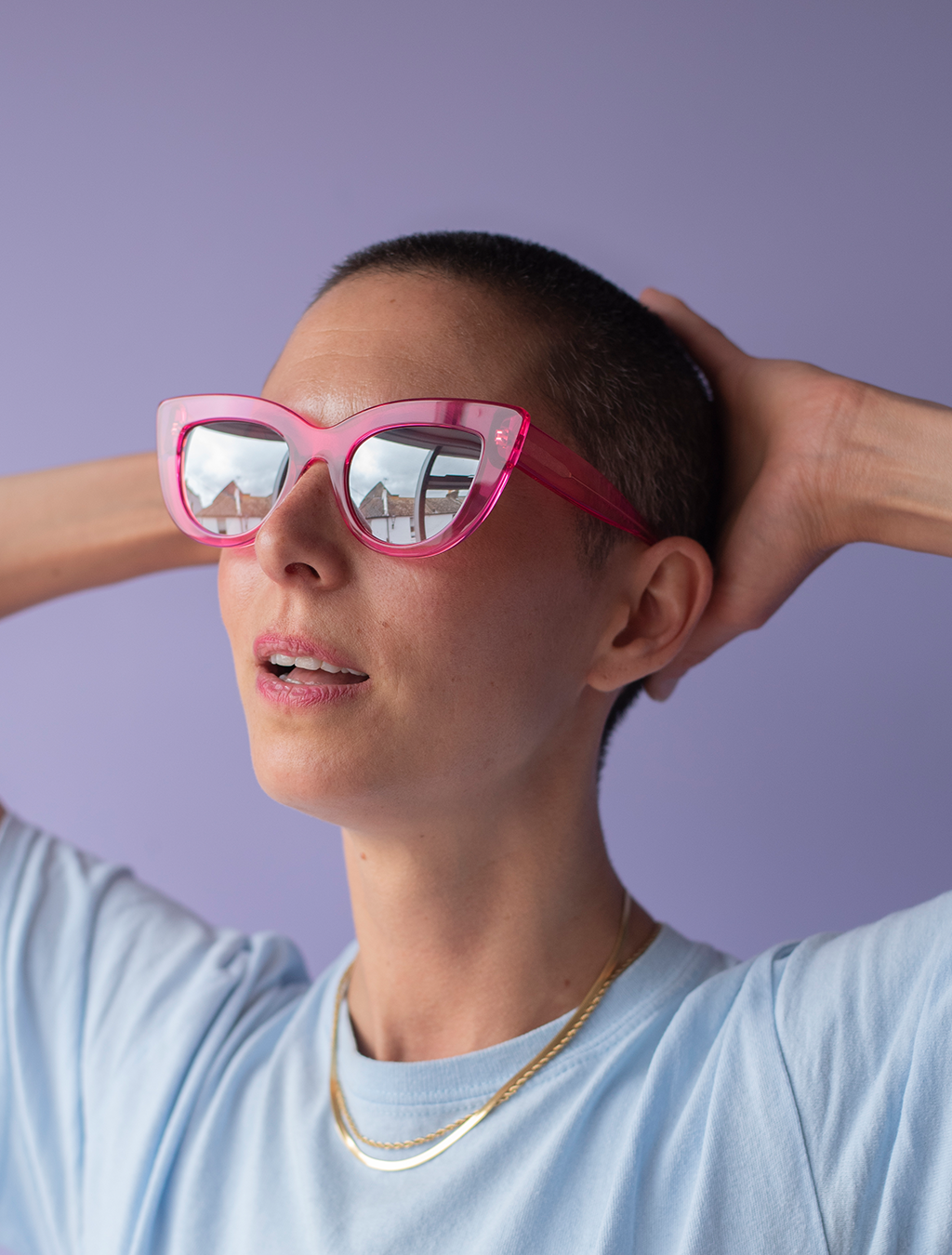 zoedepass Pixie Pink crystal sunglasses lifestyle detail image