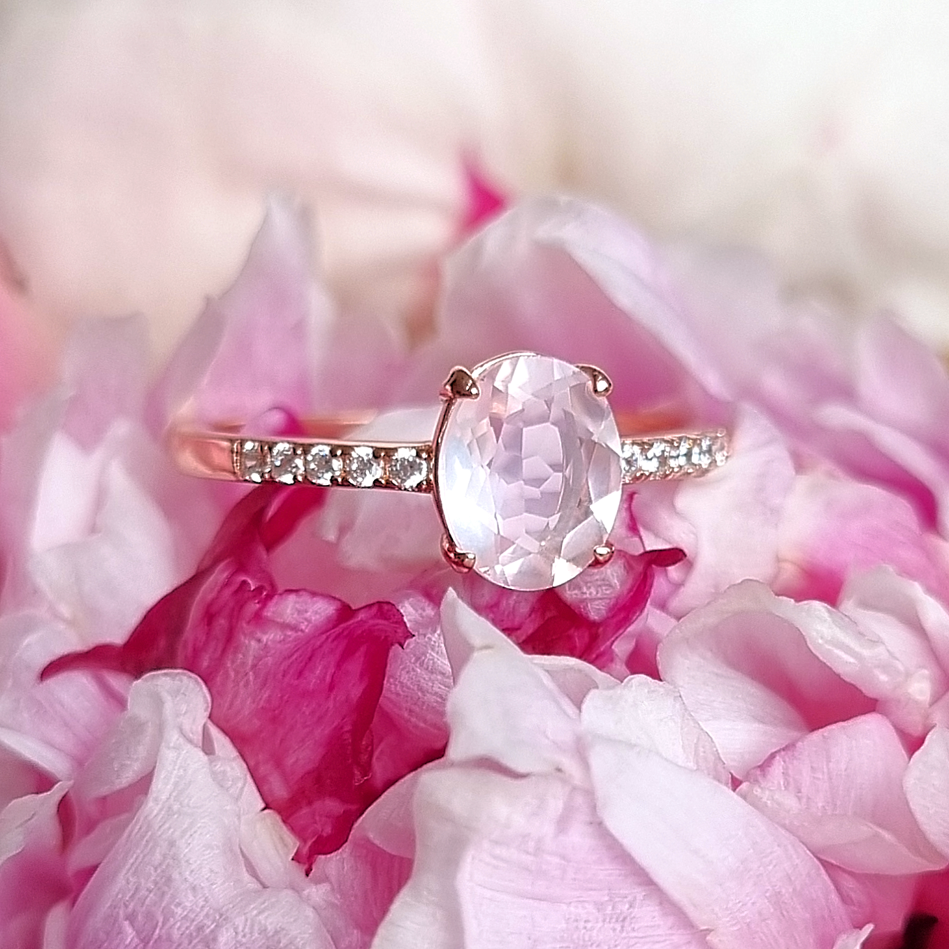 Rose quartz ring in rose gold vermeil product detail image