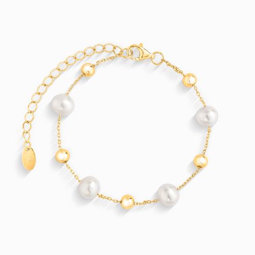 Vianne Jewellery freshwater pearl bracelet in 18k gold vermeil on white background