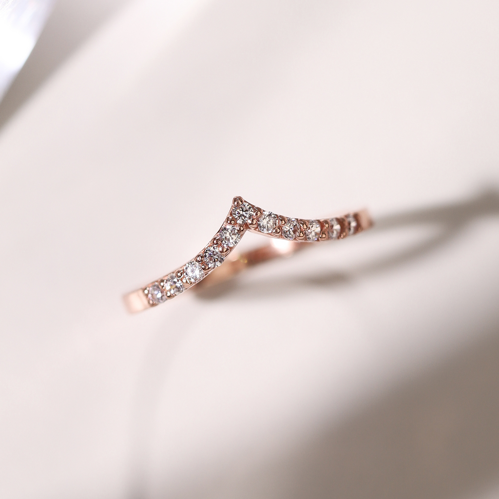 Wishbone curved eternity rings in 18k rose gold vermeil styled image