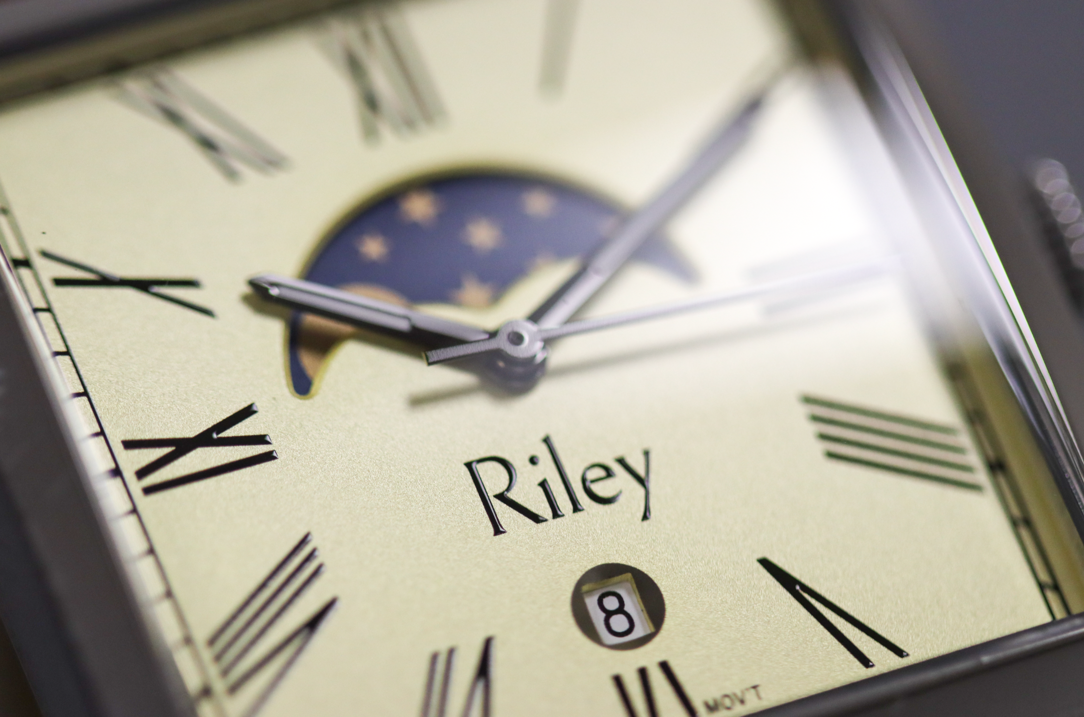 Riley Deco Moon moonphase watch product detail image