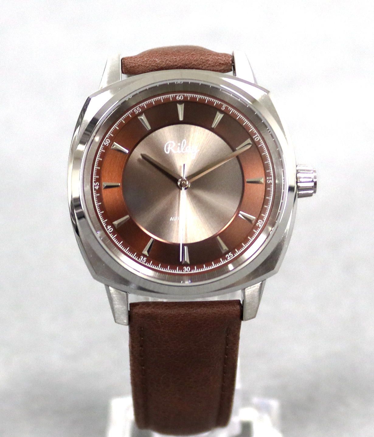 Riley Heritage Automatic watch dial and leather strap image