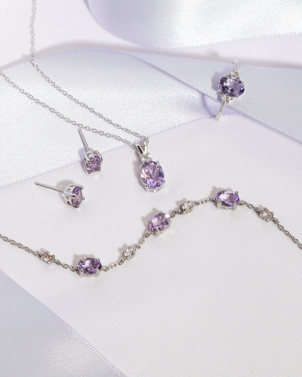 Lavender Amethyst Oval Stud Earrings in Sterling Silver