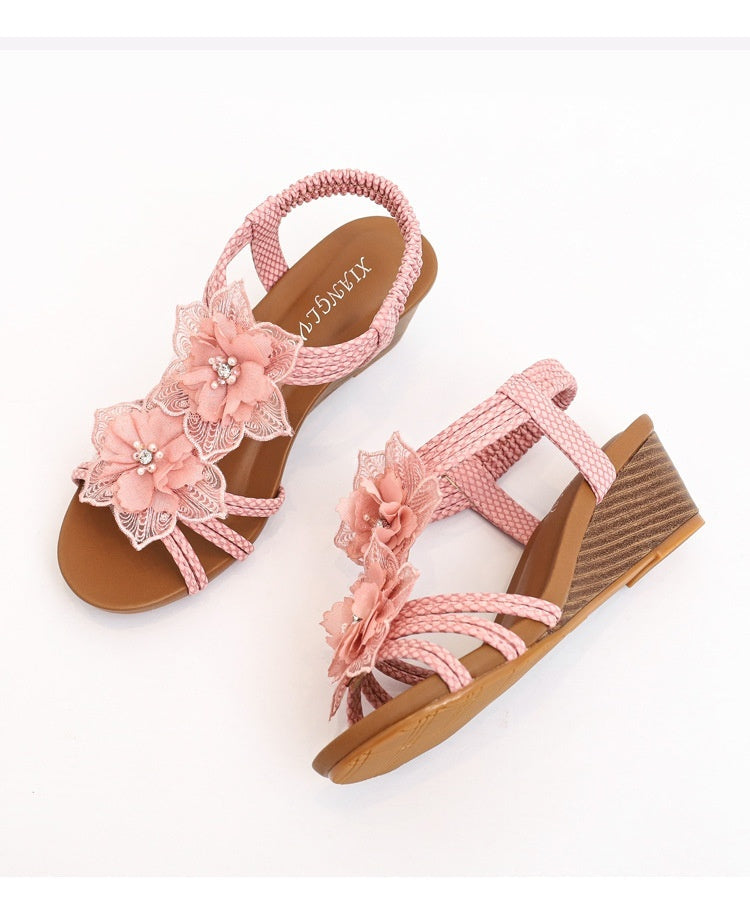 Kenike wedge Roman sandals strap and sole detail